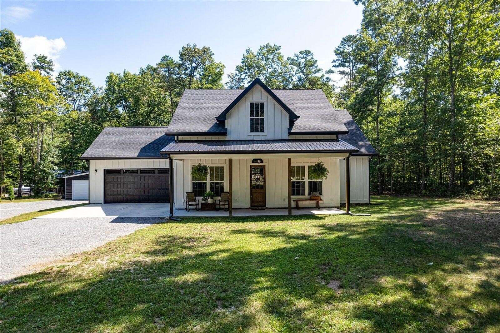 1.9 Acres of Land with Home for Sale in Sequatchie, Tennessee