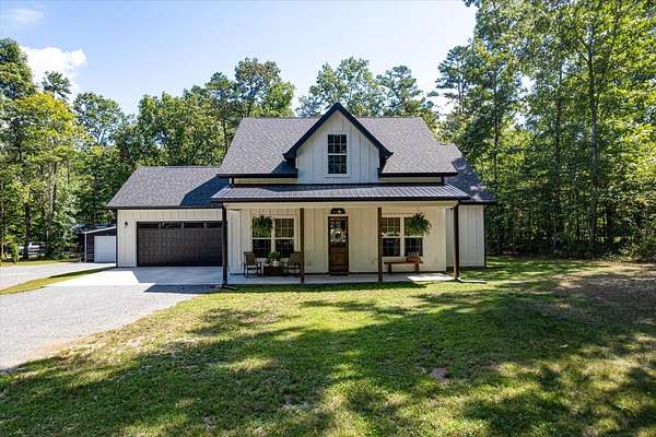 1.9 Acres of Land with Home for Sale in Sequatchie, Tennessee
