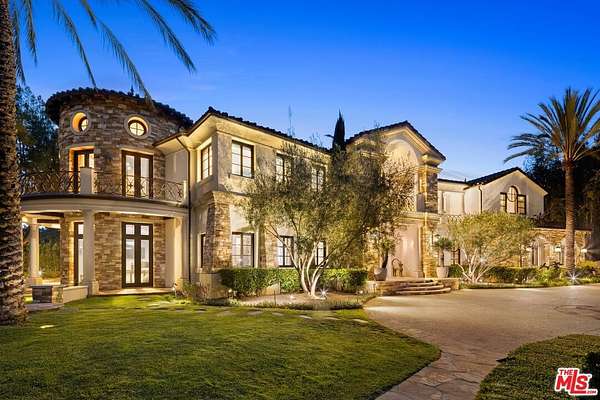 2.47 Acres of Land with Home for Sale in Los Angeles, California