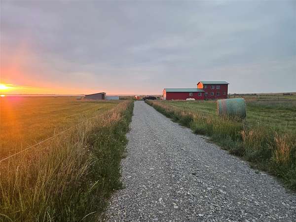20.8 Acres of Land with Home for Sale in Valier, Montana