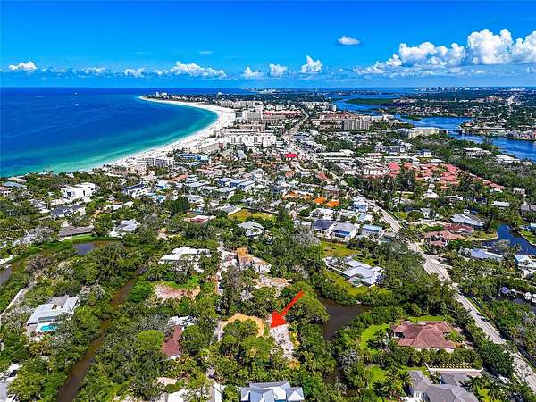 0.7 Acres of Residential Land for Sale in Sarasota, Florida