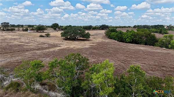15 Acres of Recreational & Residential Land for Sale in Shiner, Texas