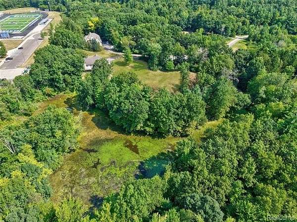 2.5 Acres of Residential Land for Sale in Ortonville, Michigan