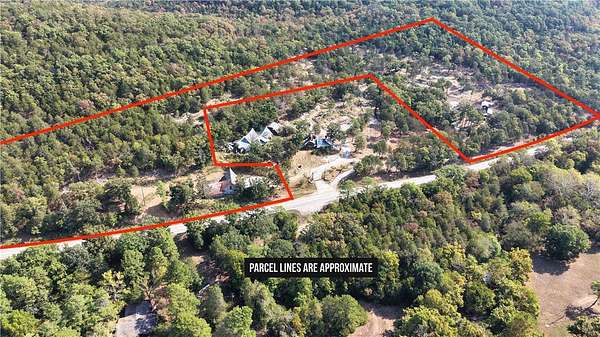 19 Acres of Recreational Land for Sale in Eureka Springs, Arkansas