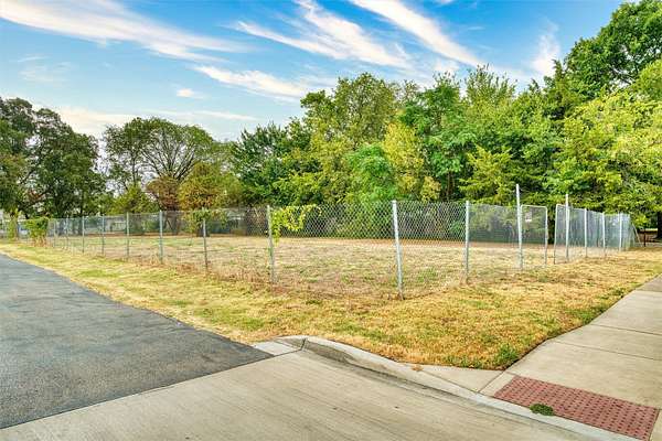 0.41 Acres of Residential Land for Sale in Dallas, Texas