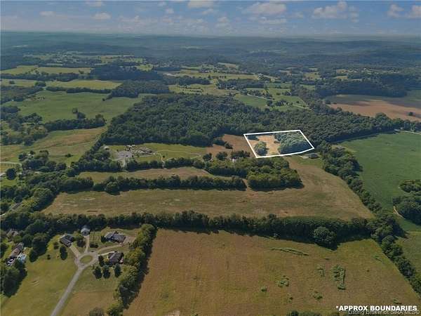 8 Acres of Land for Auction in Corydon, Indiana
