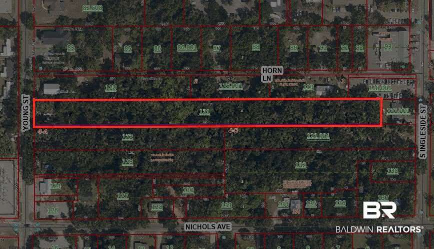 2.24 Acres of Residential Land for Sale in Fairhope, Alabama