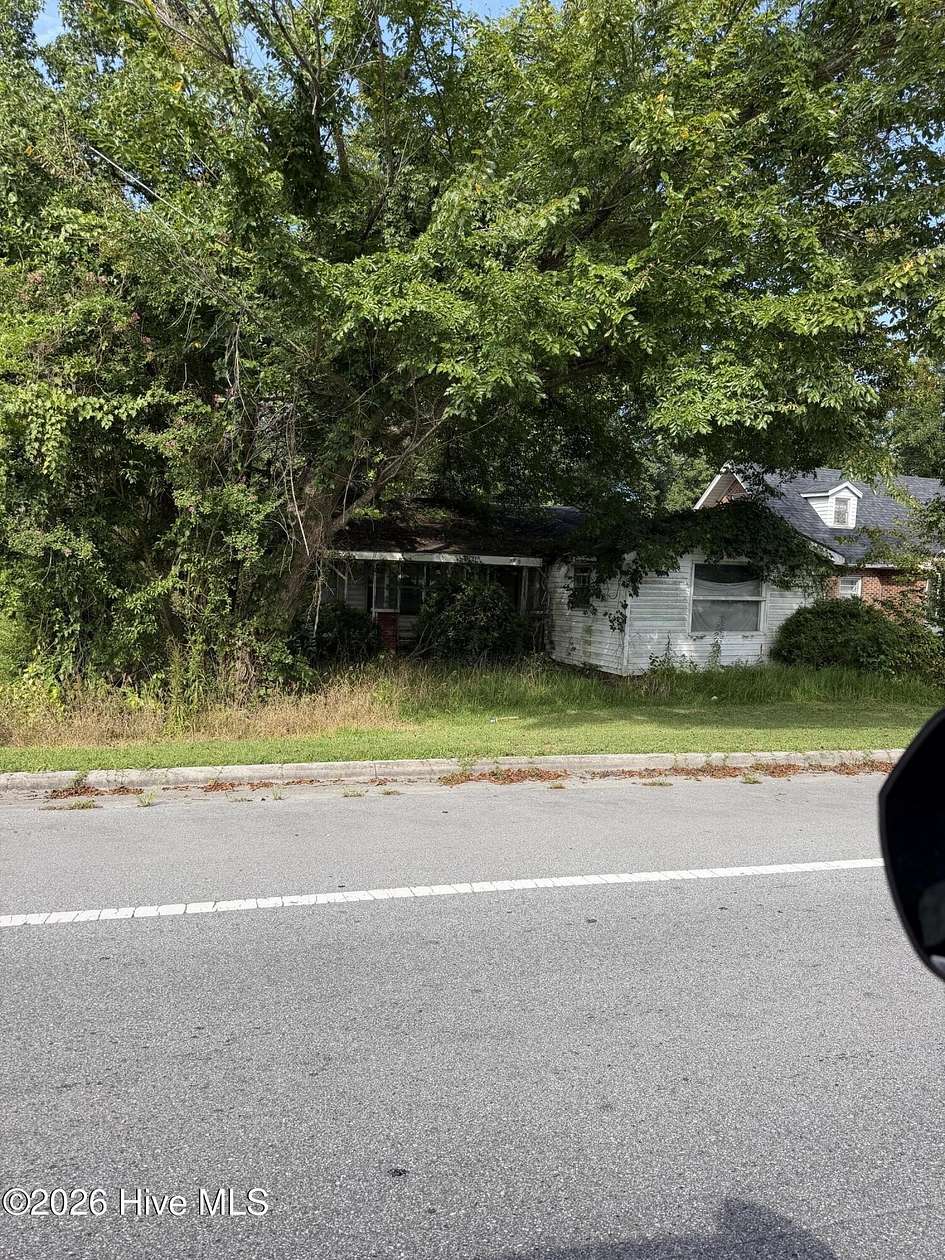 0.14 Acres of Residential Land for Sale in Maysville, North Carolina