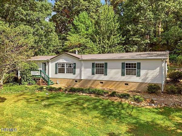 5.58 Acres of Land with Home for Sale in Whitesburg, Tennessee