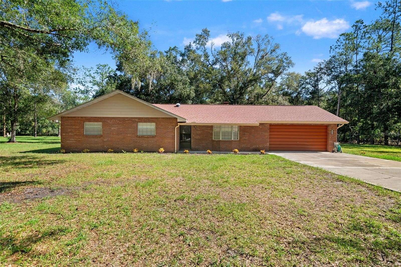1.83 Acres of Land with Home for Sale in Land O' Lakes, Florida