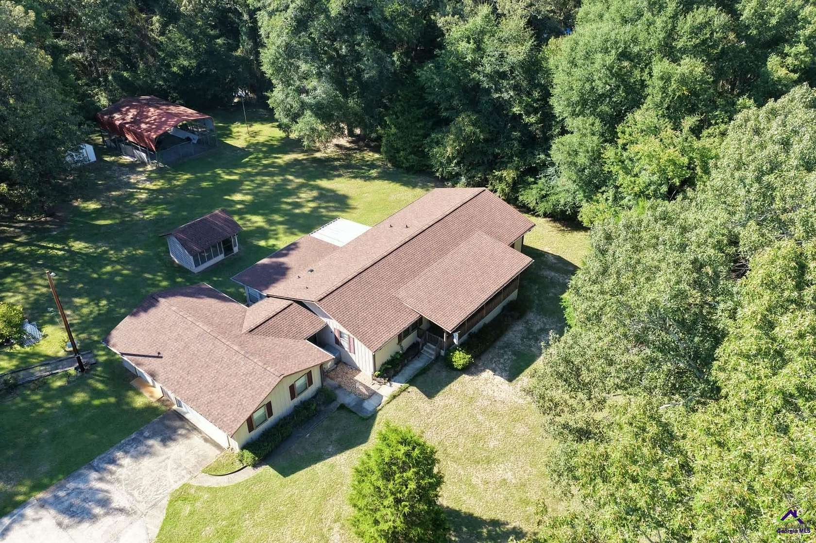 3.17 Acres of Land with Home for Sale in Perry, Georgia