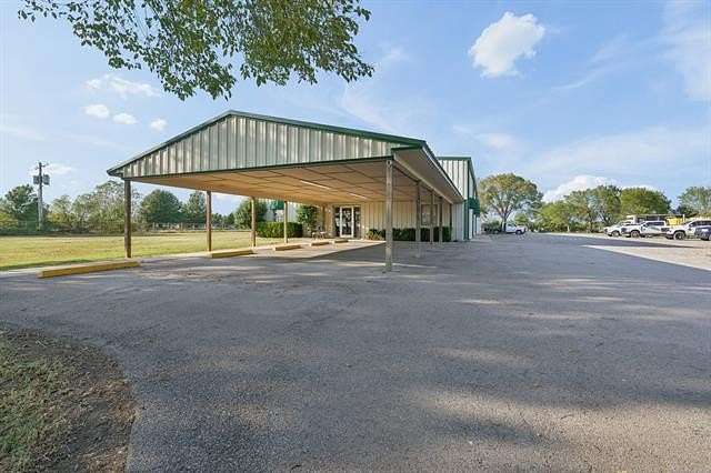 4.45 Acres of Improved Commercial Land for Sale in Inola, Oklahoma