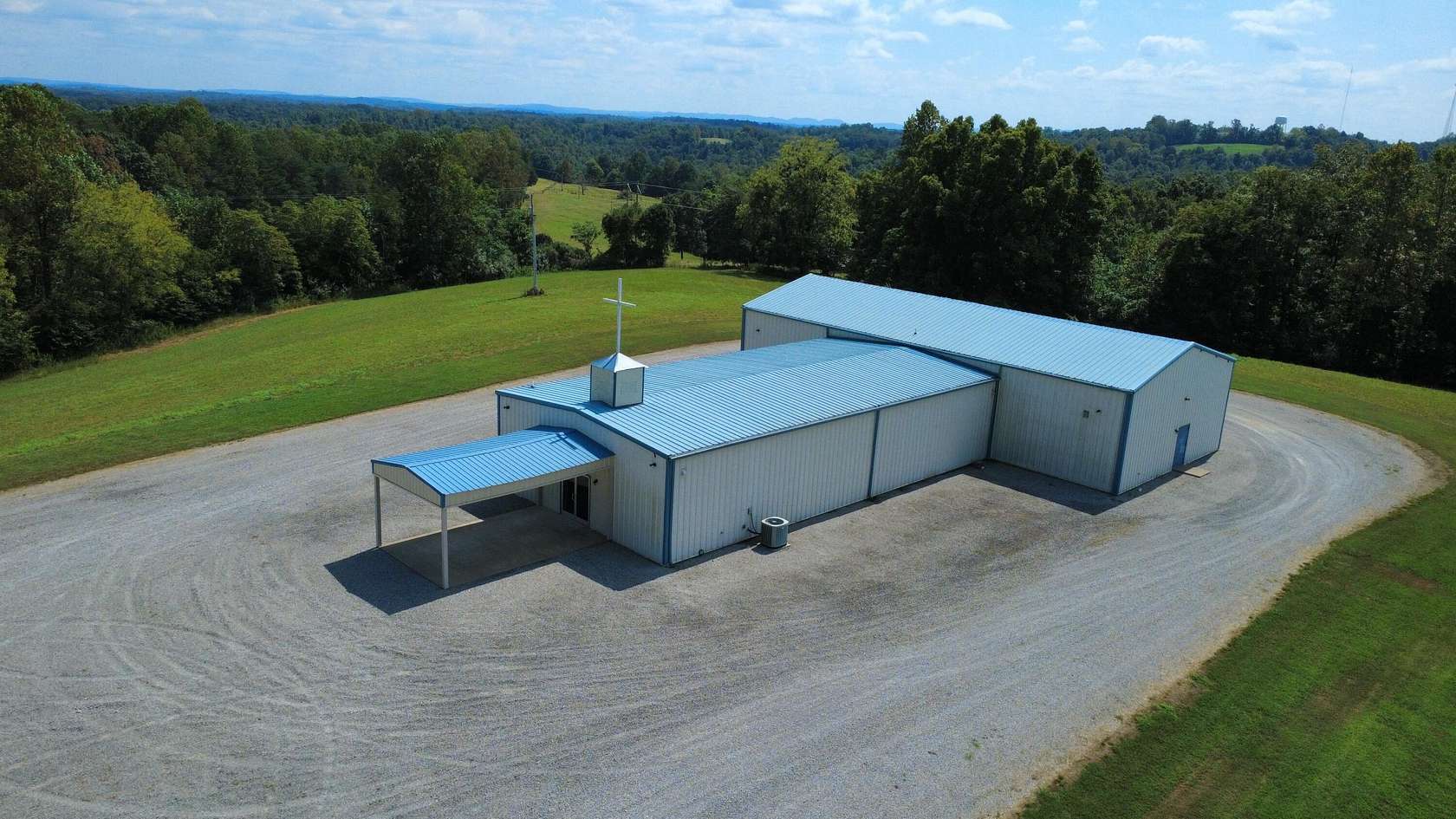 10 Acres of Improved Commercial Land for Sale in Jamestown, Kentucky