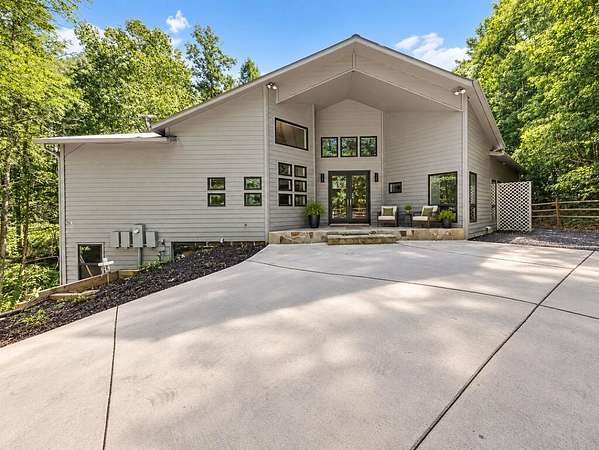 5.84 Acres of Land with Home for Sale in Ellijay, Georgia