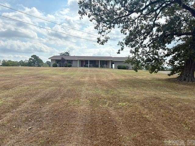 2.82 Acres of Land with Home for Sale in Hope, Arkansas