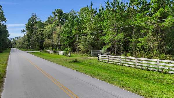 10.5 Acres of Land for Sale in Starke, Florida