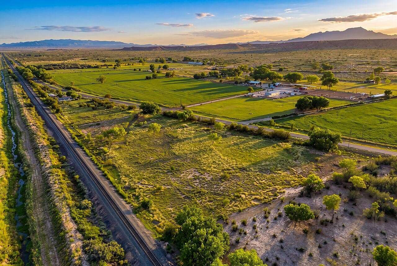 4.72 Acres of Residential Land for Sale in Veguita, New Mexico