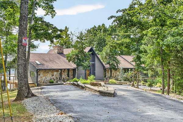 24.1 Acres of Recreational Land with Home for Sale in Byrdstown, Tennessee