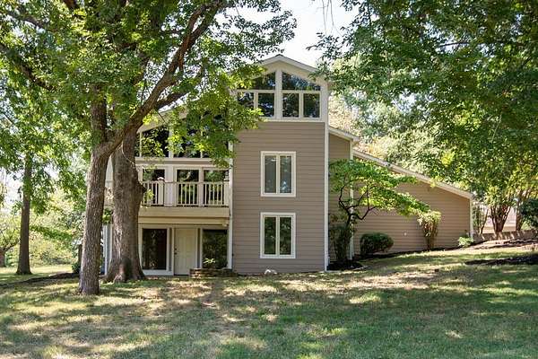 3.27 Acres of Land with Home for Sale in Hendersonville, Tennessee