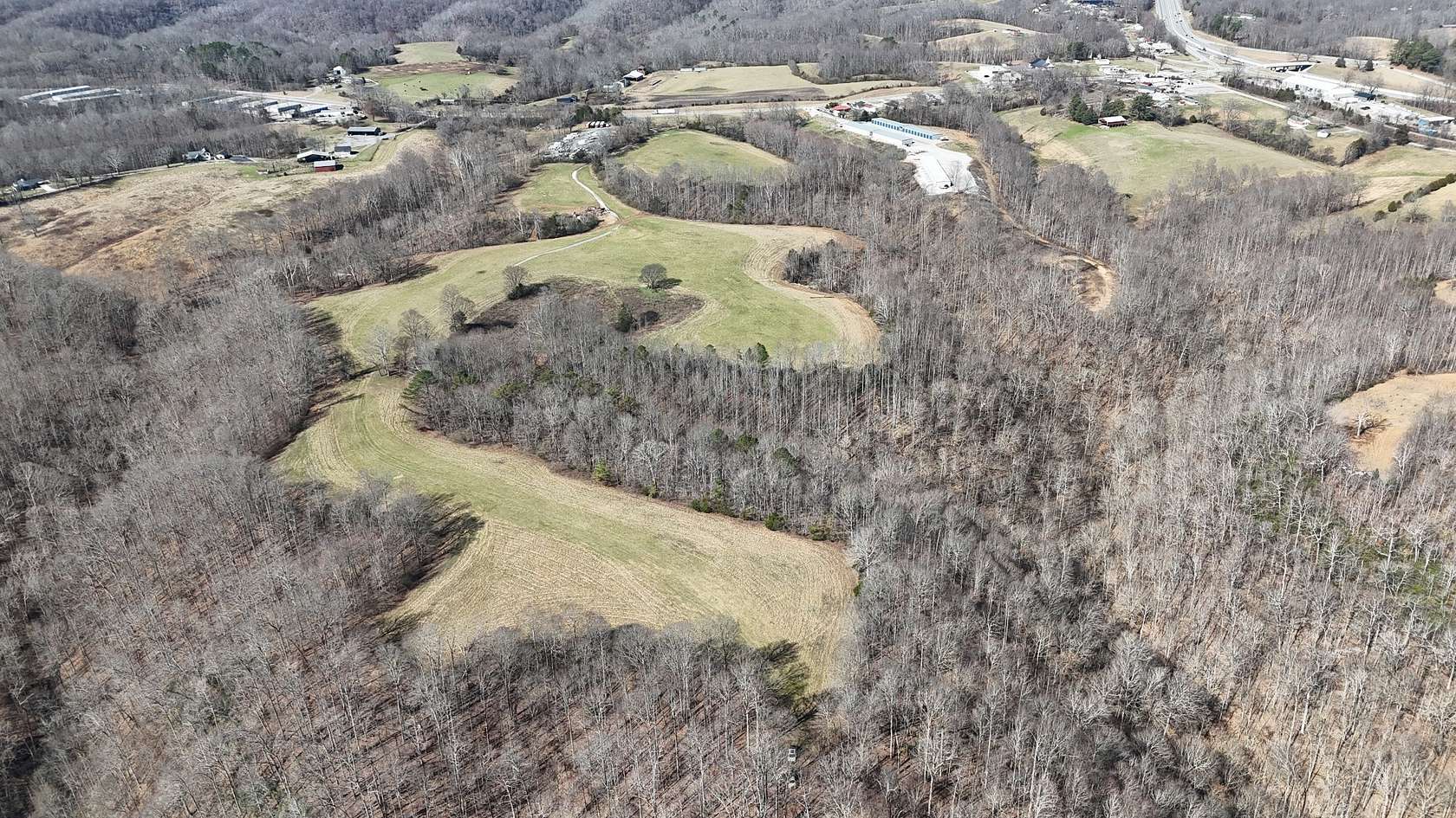 85.9 Acres of Land for Auction in Silver Point, Tennessee