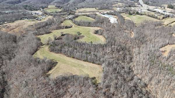 22.1 Acres of Land for Auction in Silver Point, Tennessee