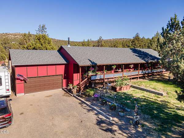 1.86 Acres of Land with Home for Sale in Prineville, Oregon