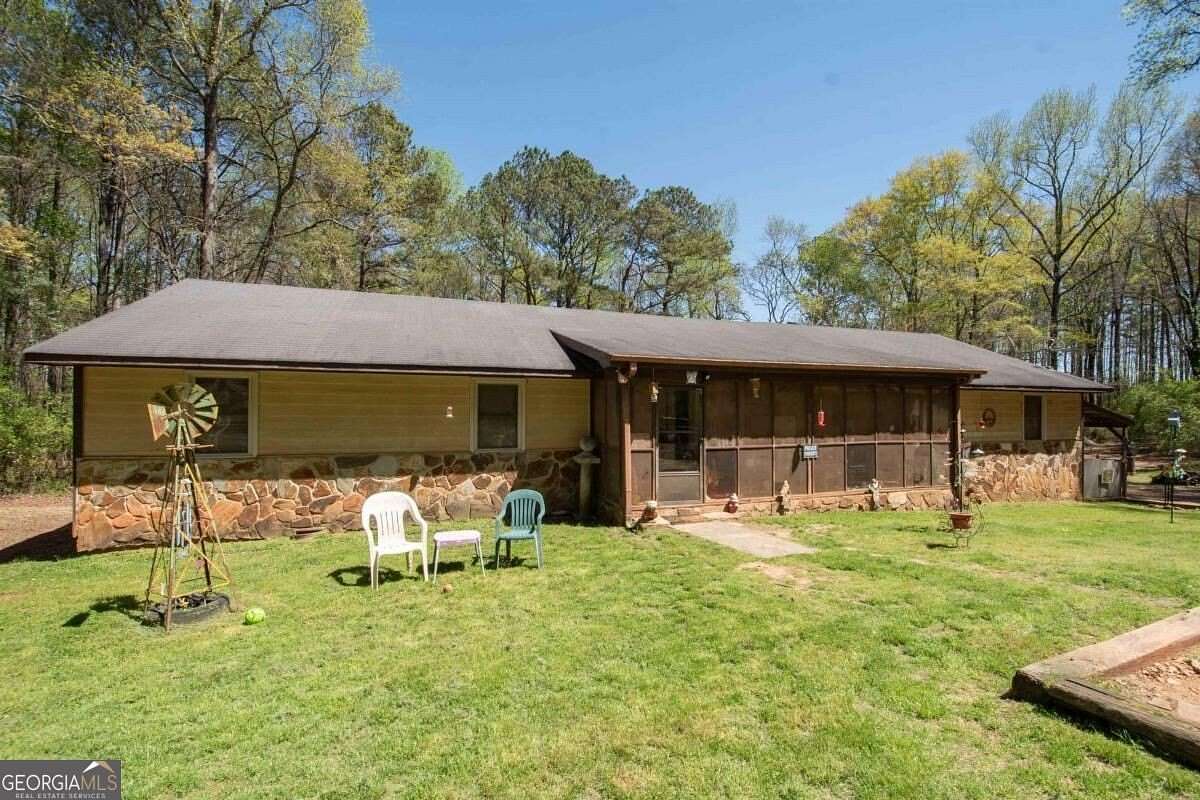 5.15 Acres of Land with Home for Sale in Newnan, Georgia