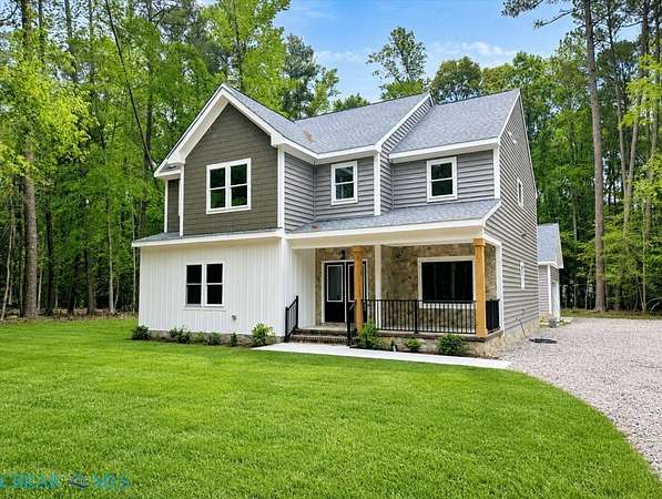 2.46 Acres of Land with Home for Sale in Gloucester, Virginia