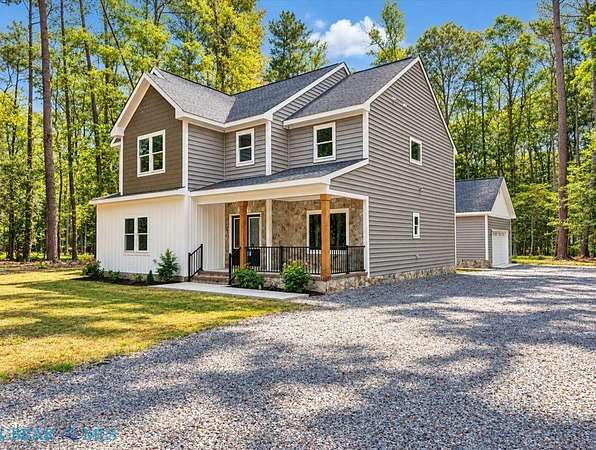 2.46 Acres of Land with Home for Sale in Gloucester, Virginia