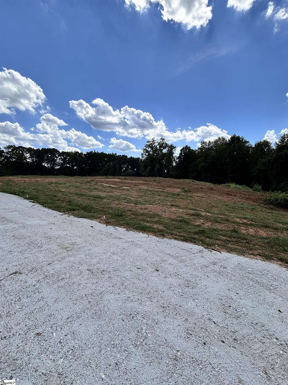 2.5 Acres of Residential Land for Sale in Greer, South Carolina