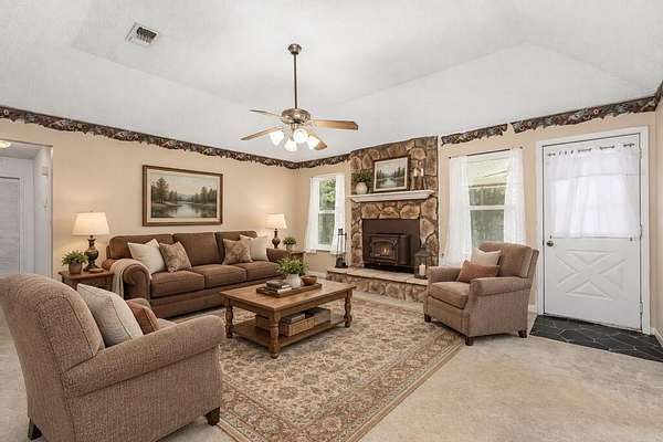 2.4 Acres of Land with Home for Sale in Huntington, Texas