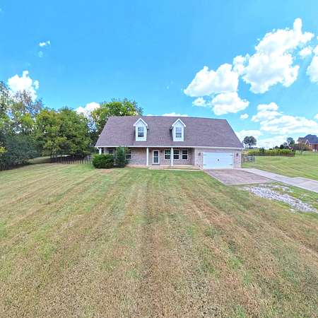 1.7 Acres of Land with Home for Sale in Columbia, Tennessee