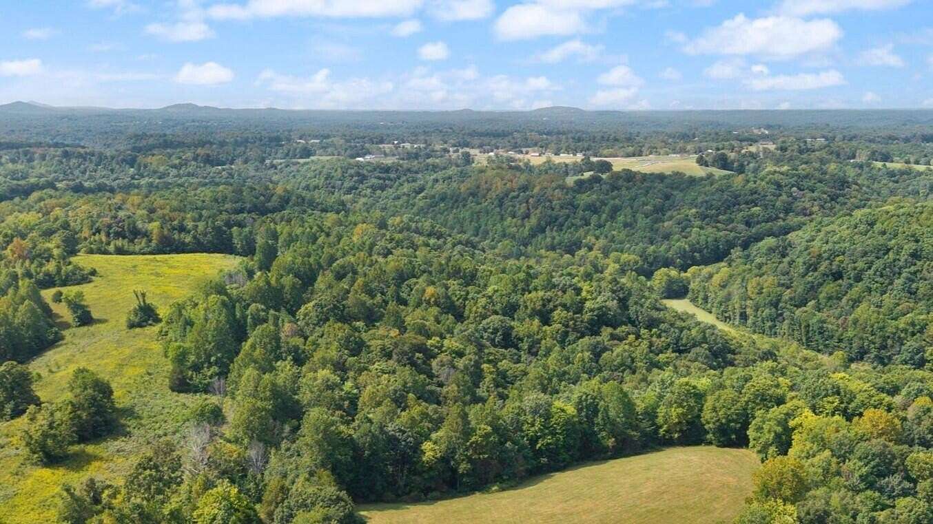 16.9 Acres of Recreational Land for Sale in Middleburg, Kentucky