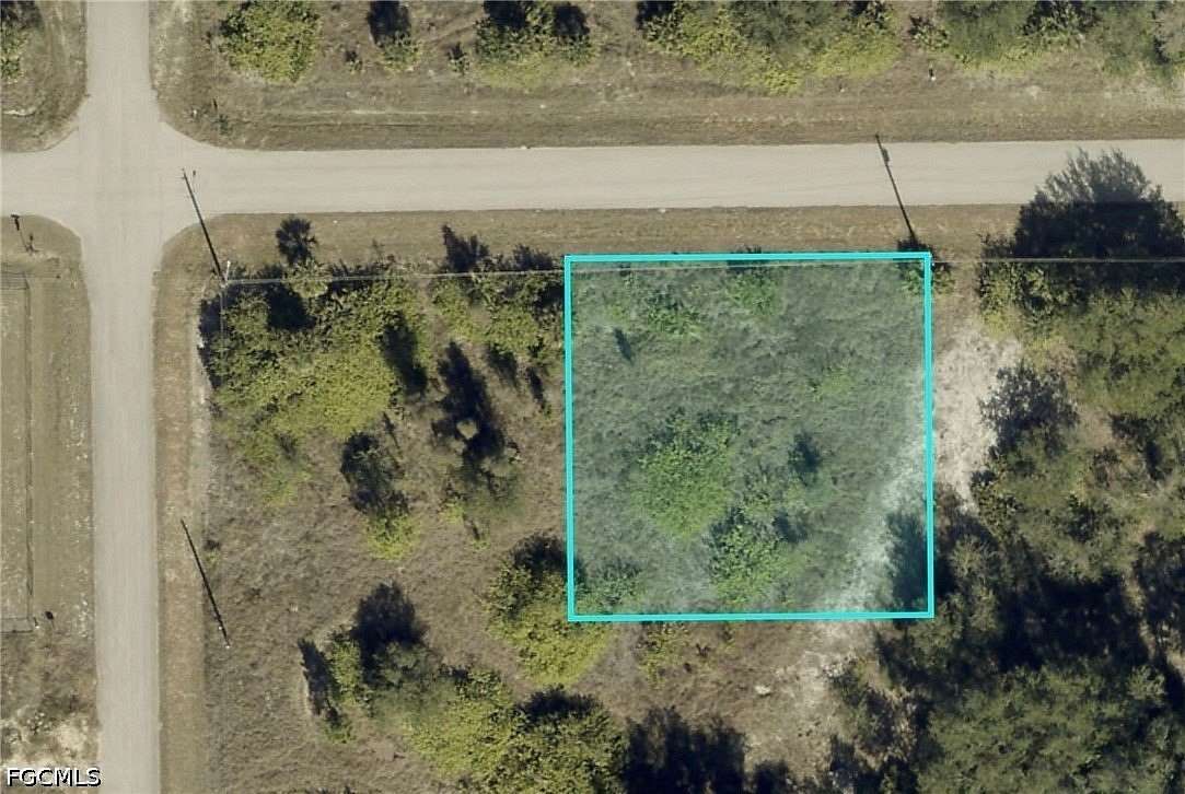 0.25 Acres of Residential Land for Sale in Lehigh Acres, Florida