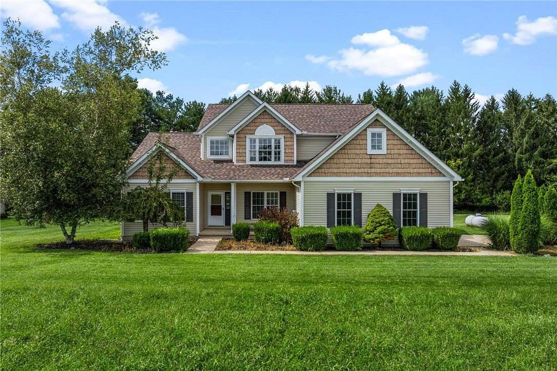 5 Acres of Land with Home for Sale in Marengo, Ohio