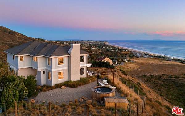 3.28 Acres of Land with Home for Sale in Malibu, California