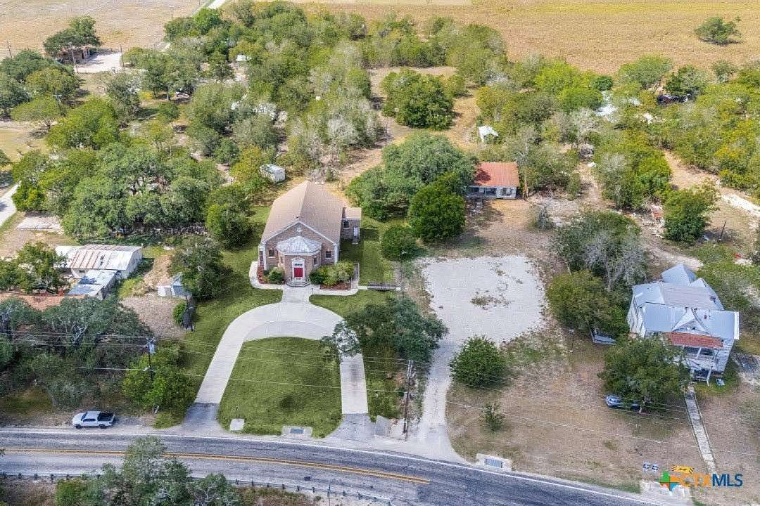 2.19 Acres of Improved Commercial Land for Sale in Staples, Texas