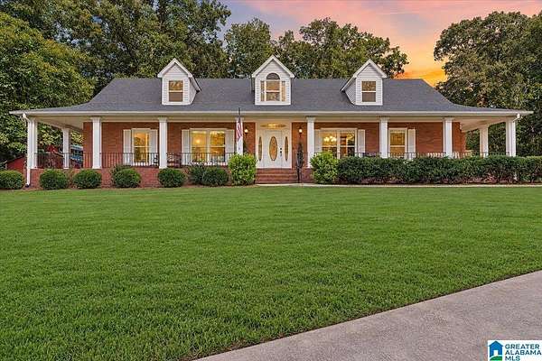 11.9 Acres of Land with Home for Sale in Oneonta, Alabama