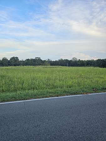 1 Acre of Residential Land for Sale in Lafayette, Tennessee