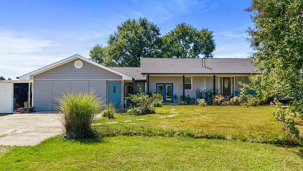 5 Acres of Land with Home for Sale in Englewood, Tennessee