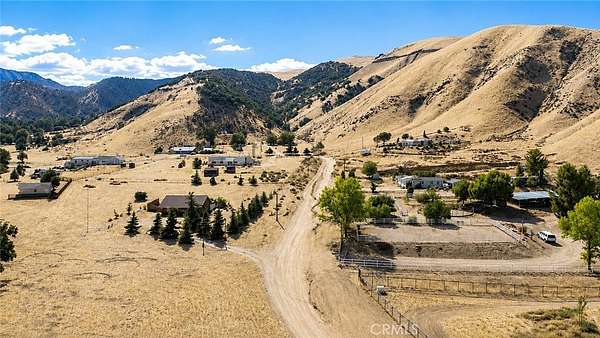 7.46 Acres of Land with Home for Sale in Lebec, California