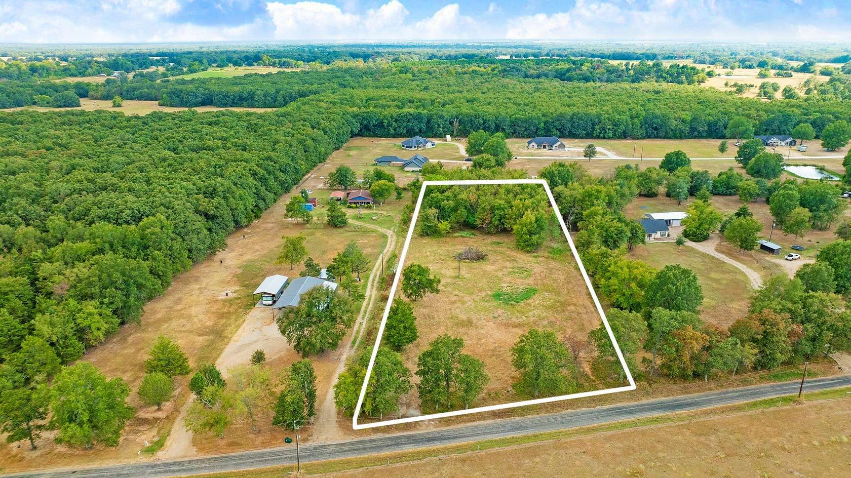 2.65 Acres of Residential Land for Sale in Blossom, Texas