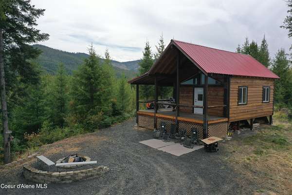 5 Acres of Land for Sale in Fernwood, Idaho