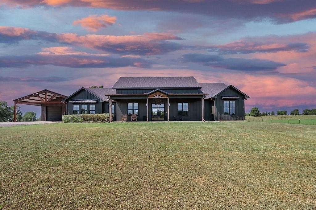 19.4 Acres of Land with Home for Sale in Hawkins, Texas