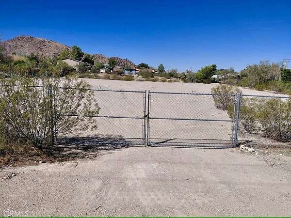 1.14 Acres of Land for Sale in Lucerne Valley, California