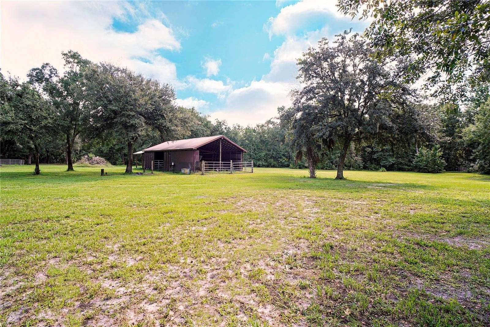 2.43 Acres of Residential Land for Sale in Land O' Lakes, Florida