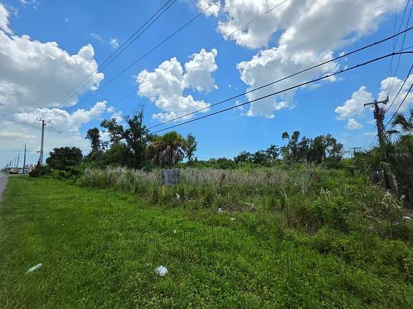 0.99 Acres of Commercial Land for Sale in Sarasota, Florida
