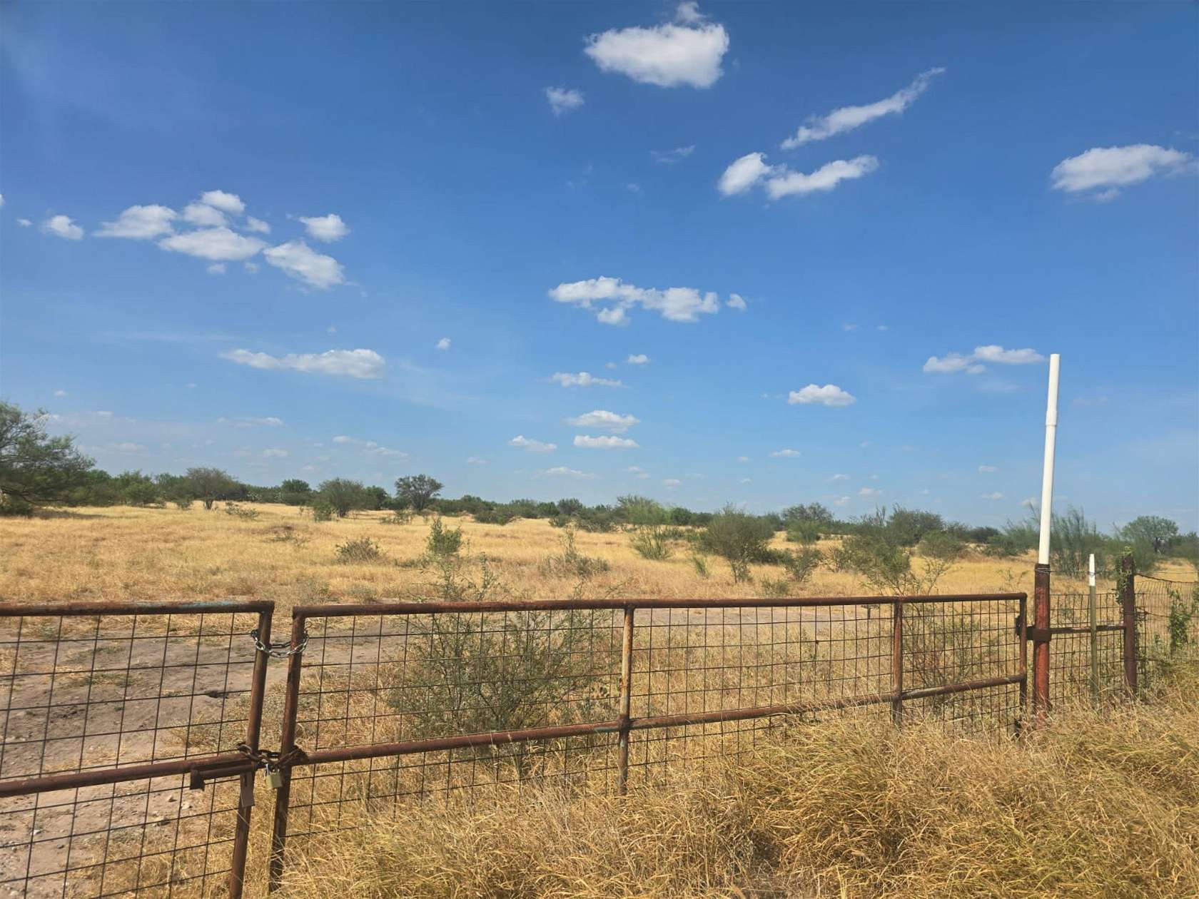5.16 Acres of Commercial Land for Sale in Laredo, Texas