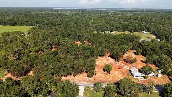 4.58 Acres of Land with Home for Sale in Geneva, Florida