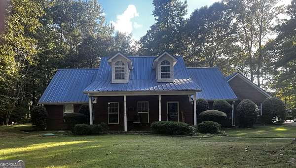 3.12 Acres of Land with Home for Sale in Five Points, Alabama